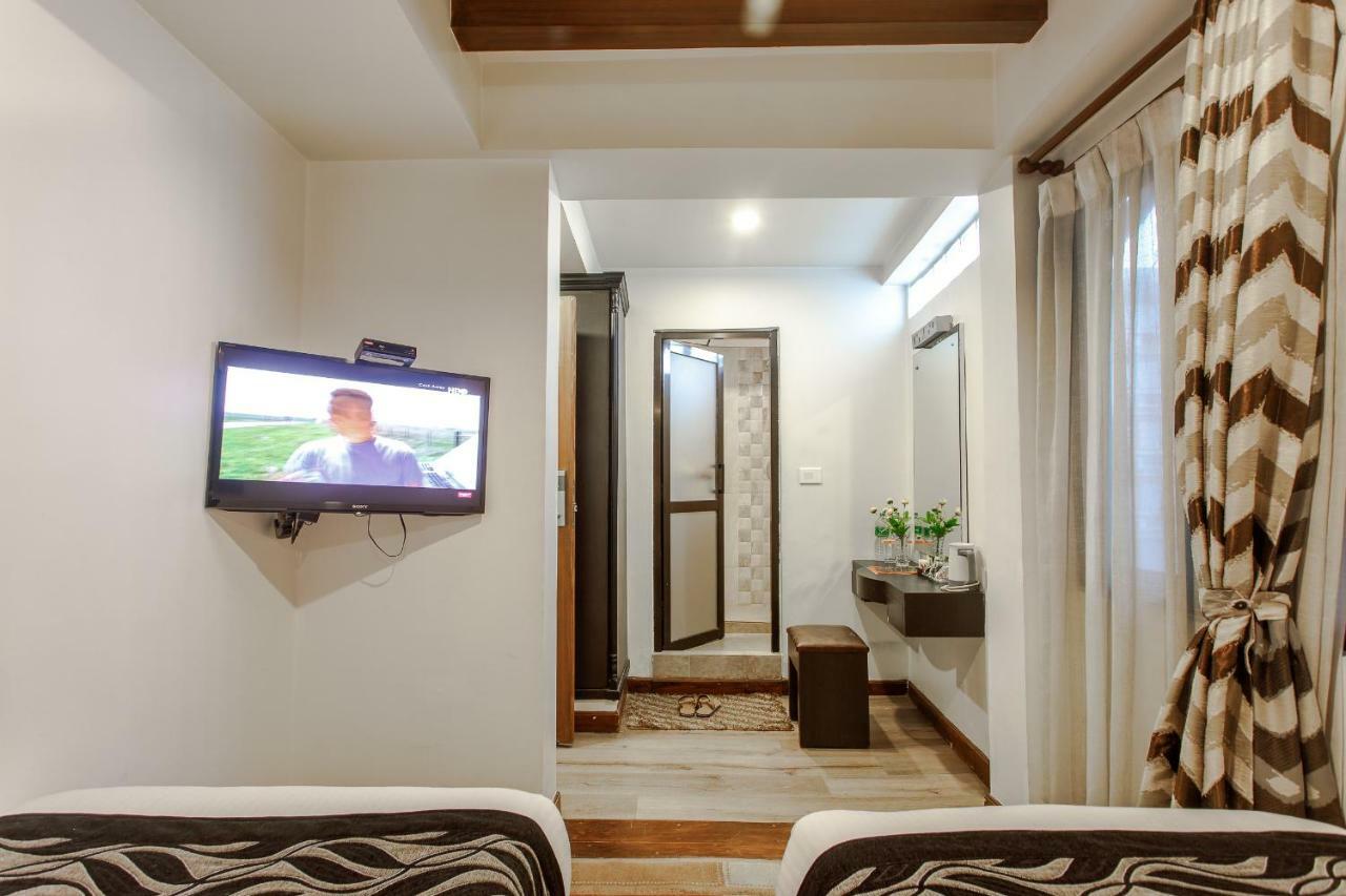 Hotel Shreesu Katmandu Dış mekan fotoğraf